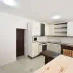6781344_66357845.jpg